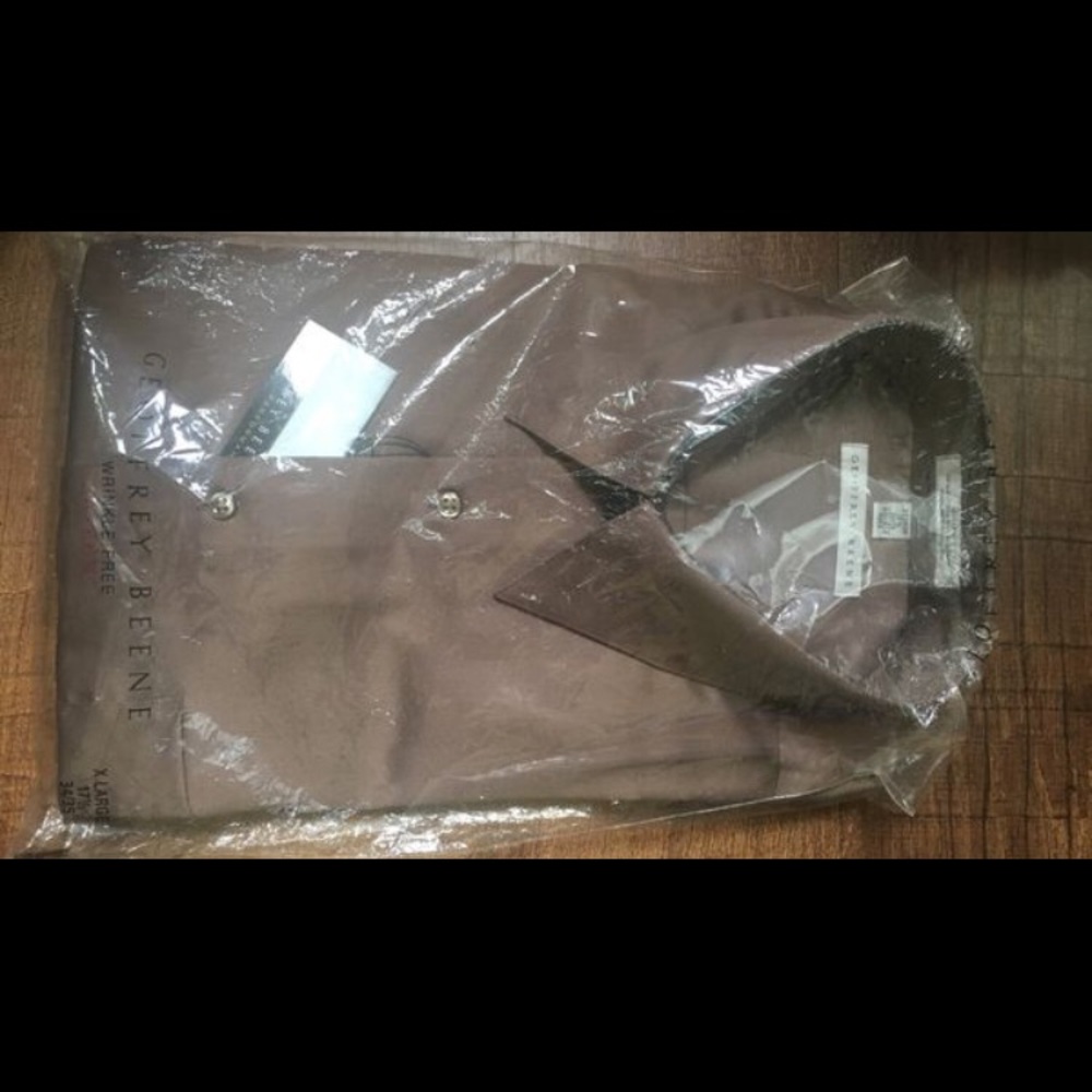 Geoffrey Beene Men’s dress shirt NEW